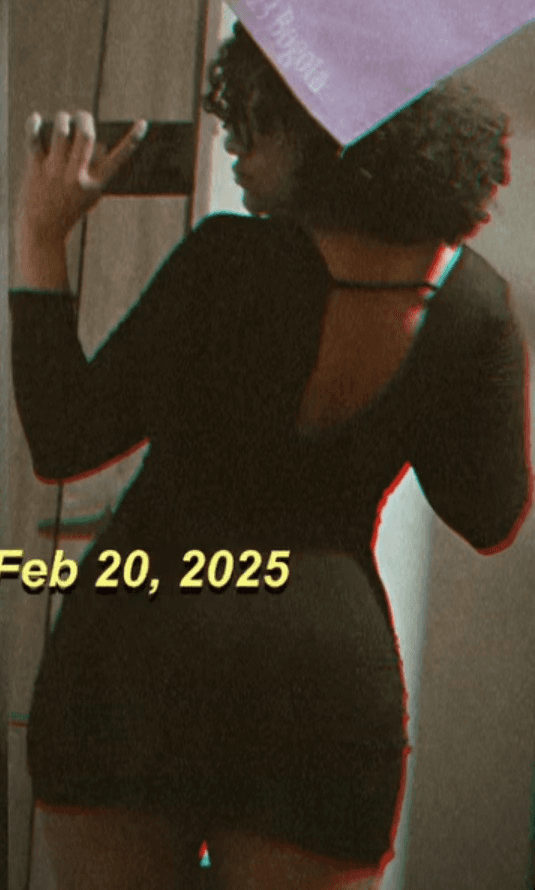 yo no doy más… esta es Katherine, mi prima afro, la culona que me tiene loco desde pelao. Esa negra