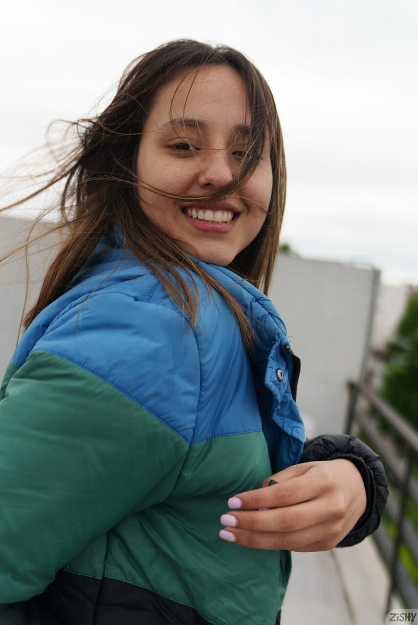 09 – Nudes de novinha latina gostosa / Nudes of a hot young Latina