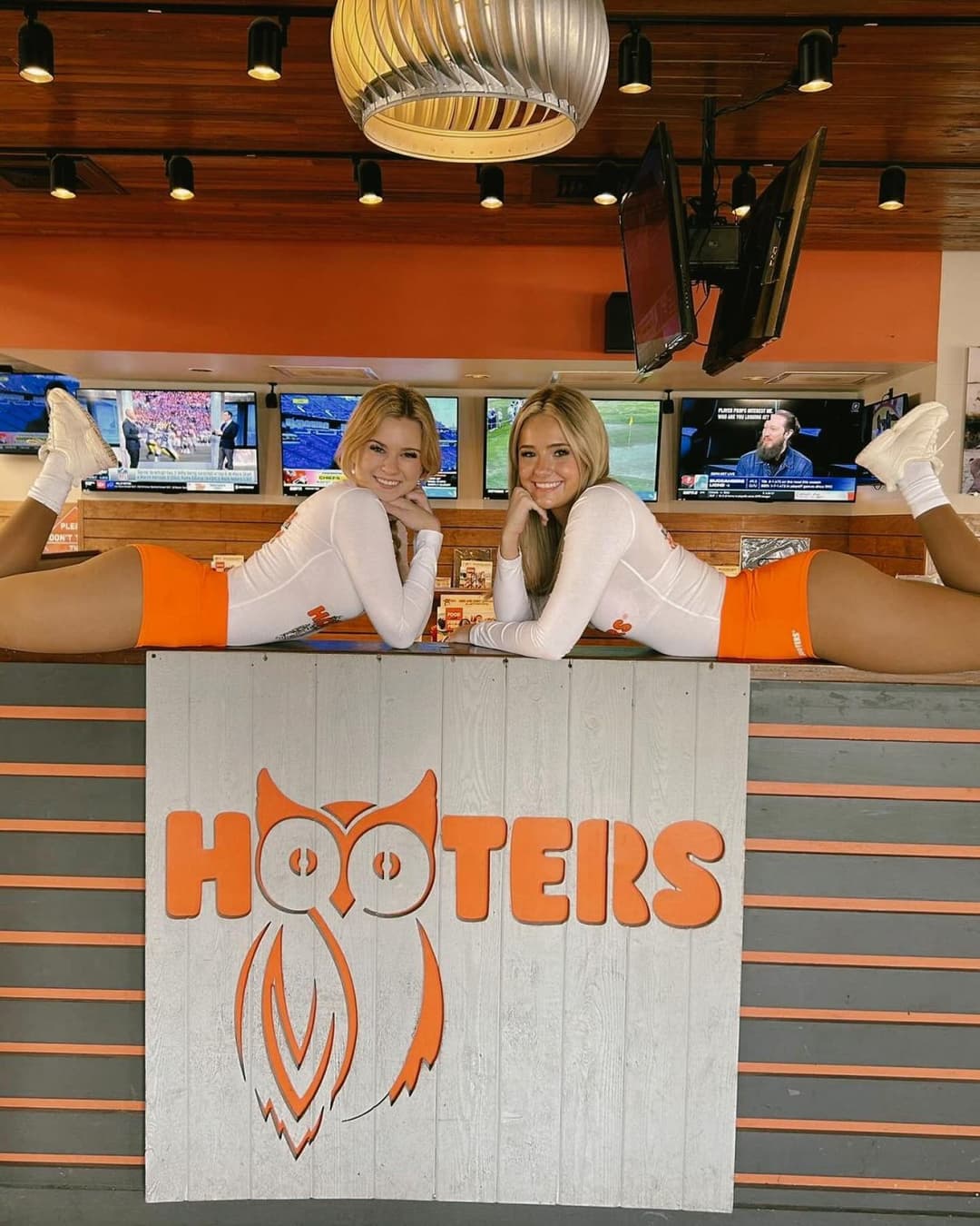 Hooters Teen Webslut Ireland