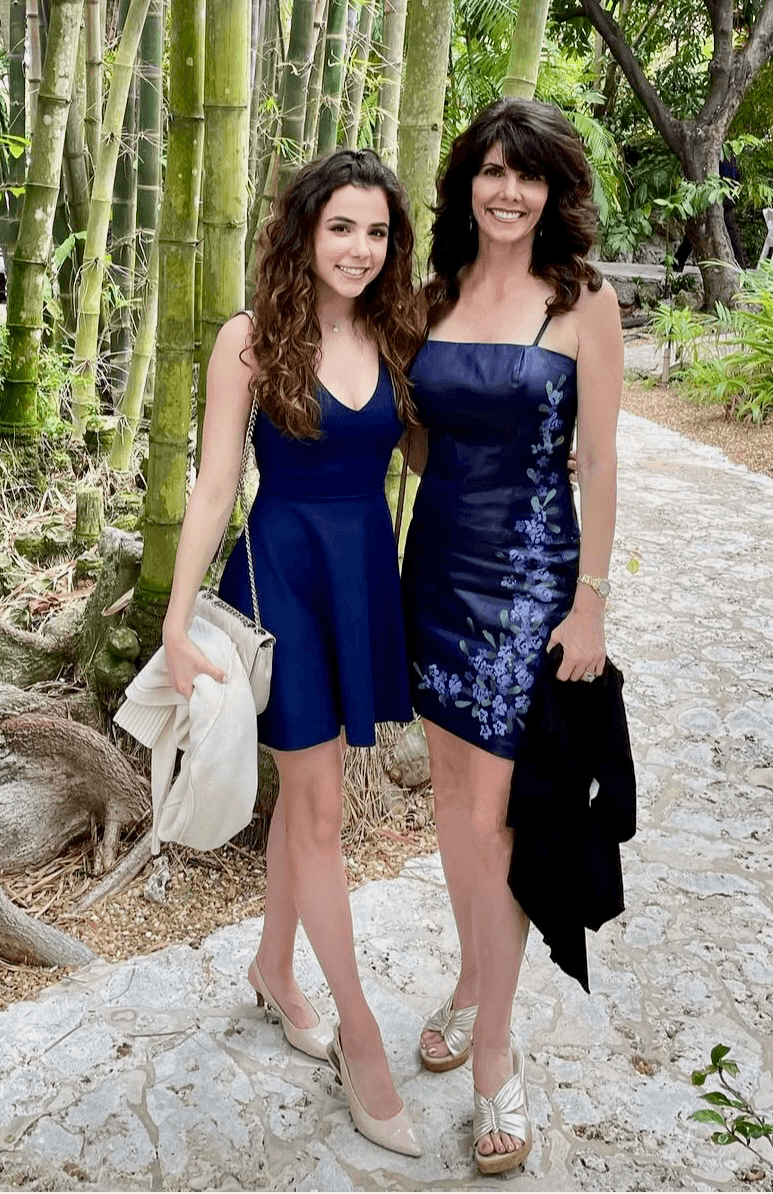 Catholic MILF Dee Is A Whore! (Penance Needed)