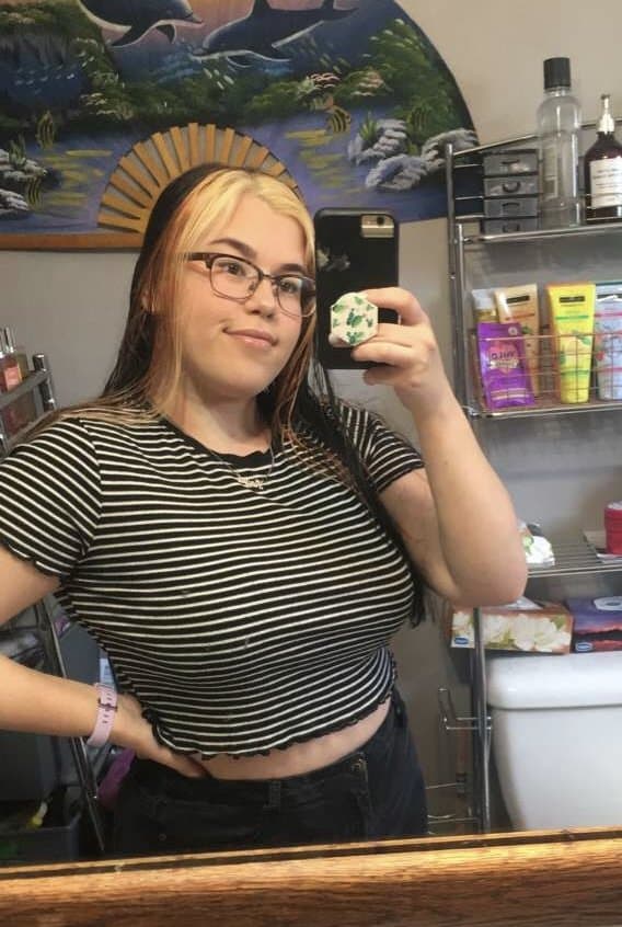 Click to view full size Day 5 in a row of my fat ex deserves 5 pics of that juicy rack of tits