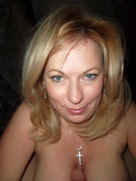 Gia Marie, a Christian mom fucks and sucks