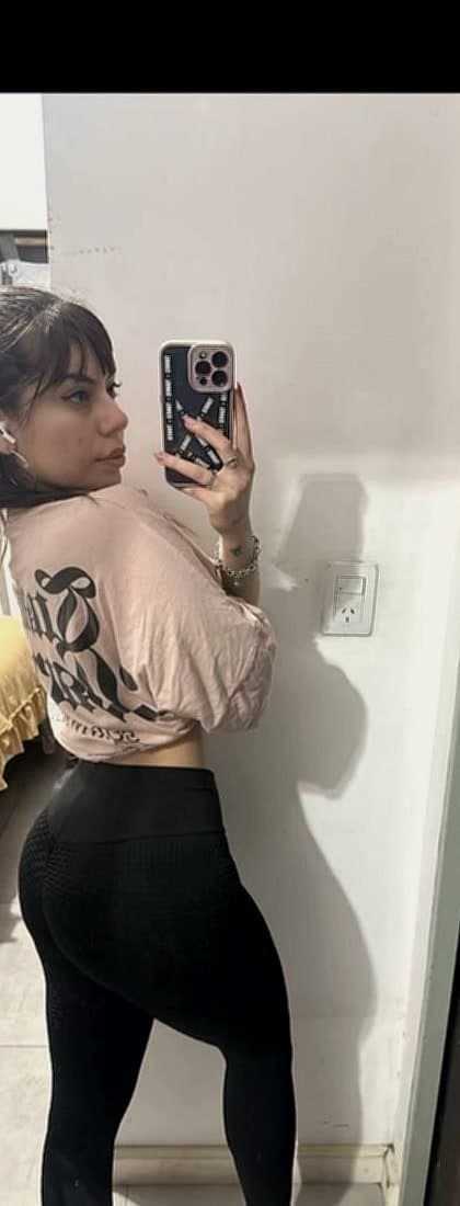 My kitty is so hungry. I hope you have some treats for her