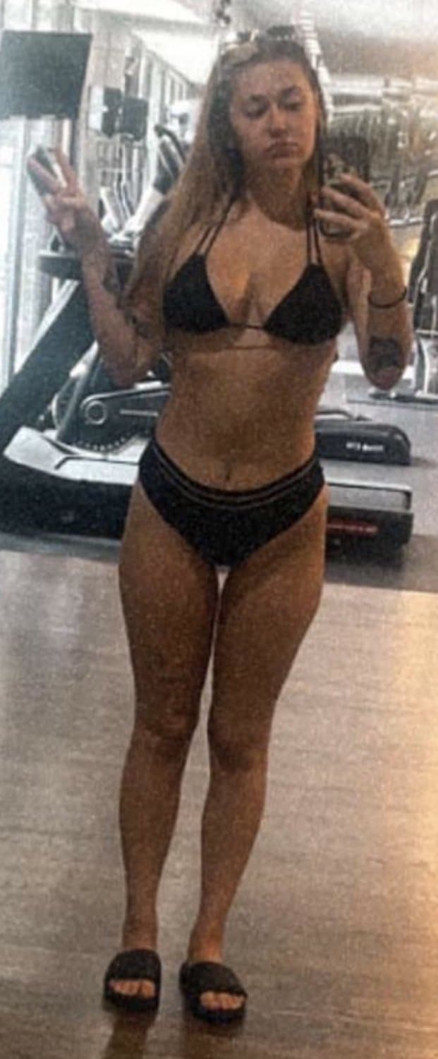 Sexy alt teen slut with bad body