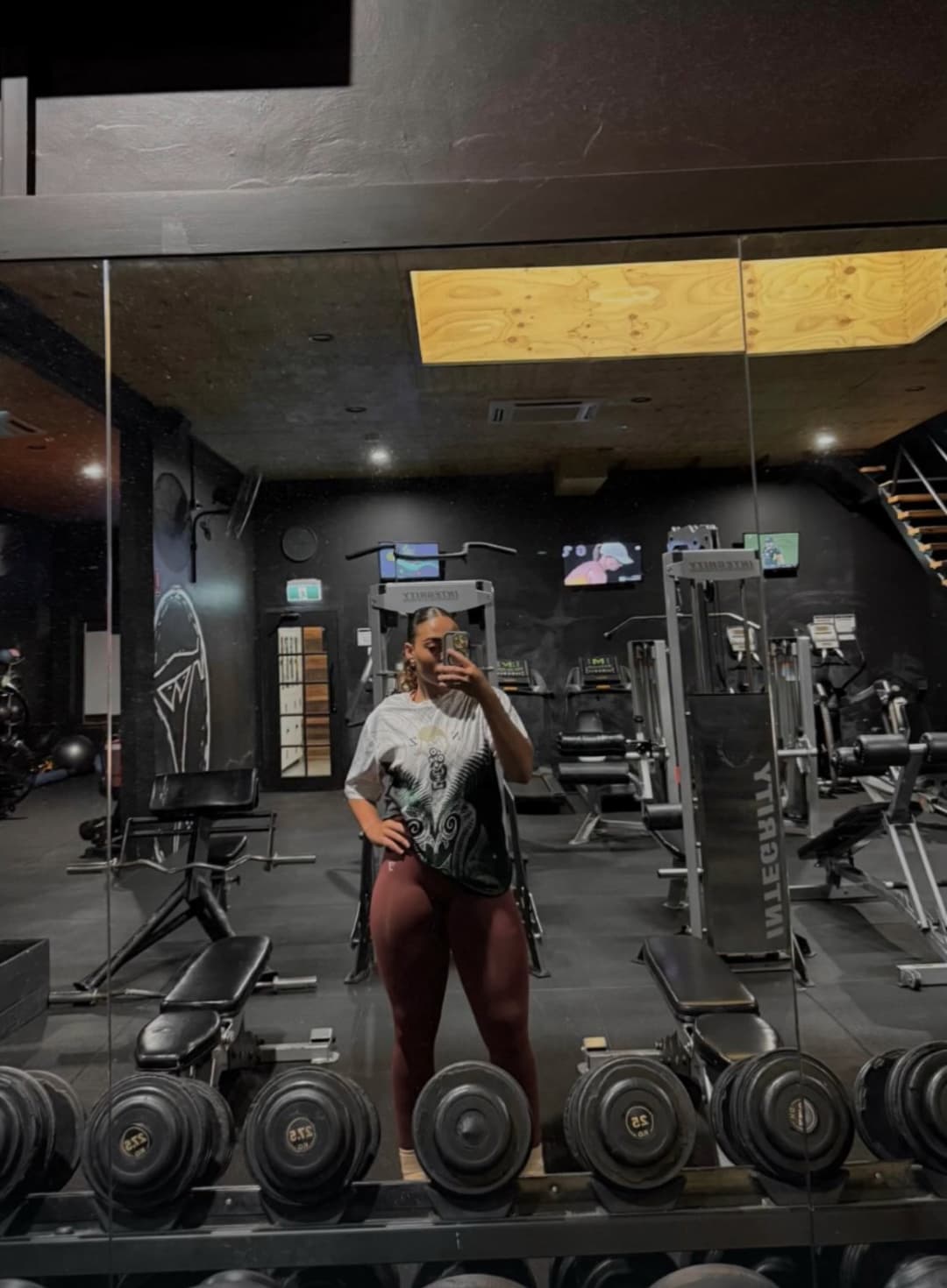 My brown sister who loves white guys, racist guys Kik me aussiebetaboy5