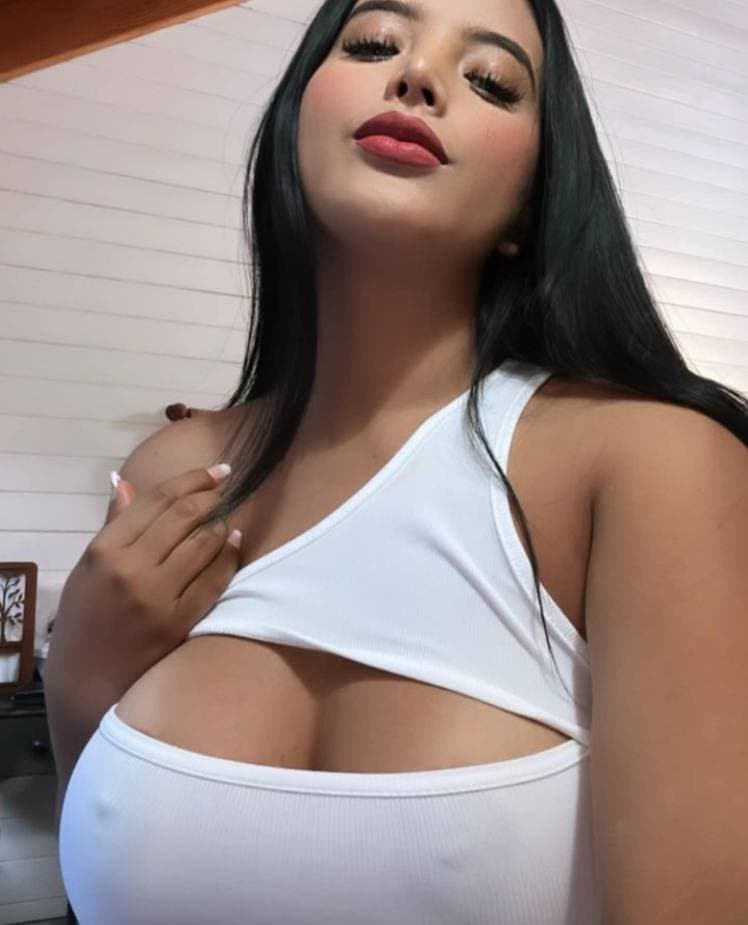 Click to view full size Alejandra Quiroz