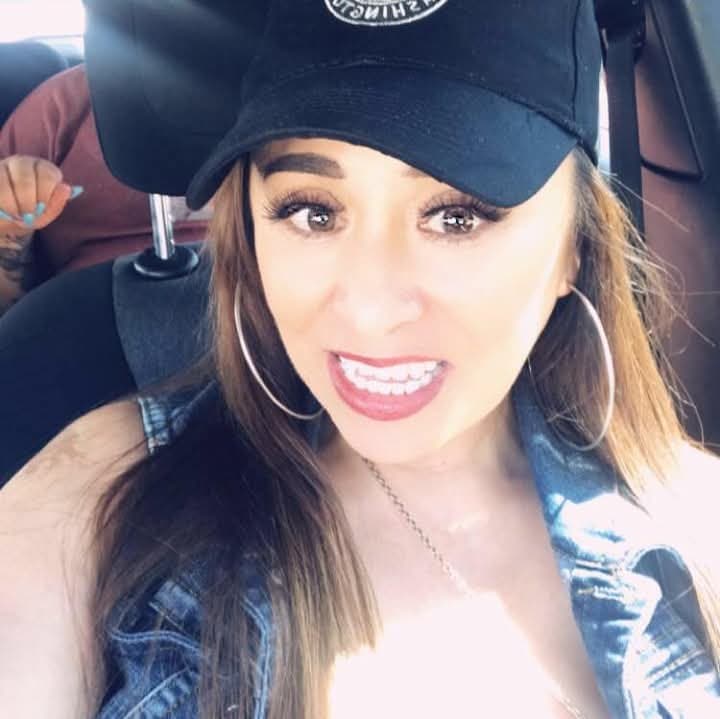 Click to view full size Pendeja bien zorita filtrada vaya magumbos ?