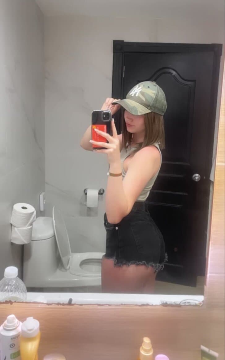 Tegan, 18yo chatpic webslut