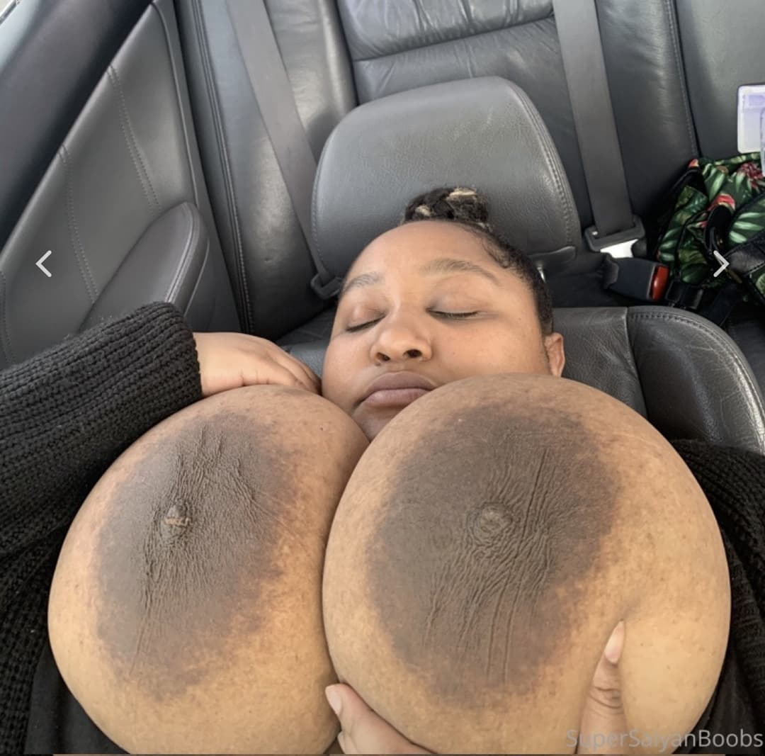 Big nipples huge areolas ?❤️?