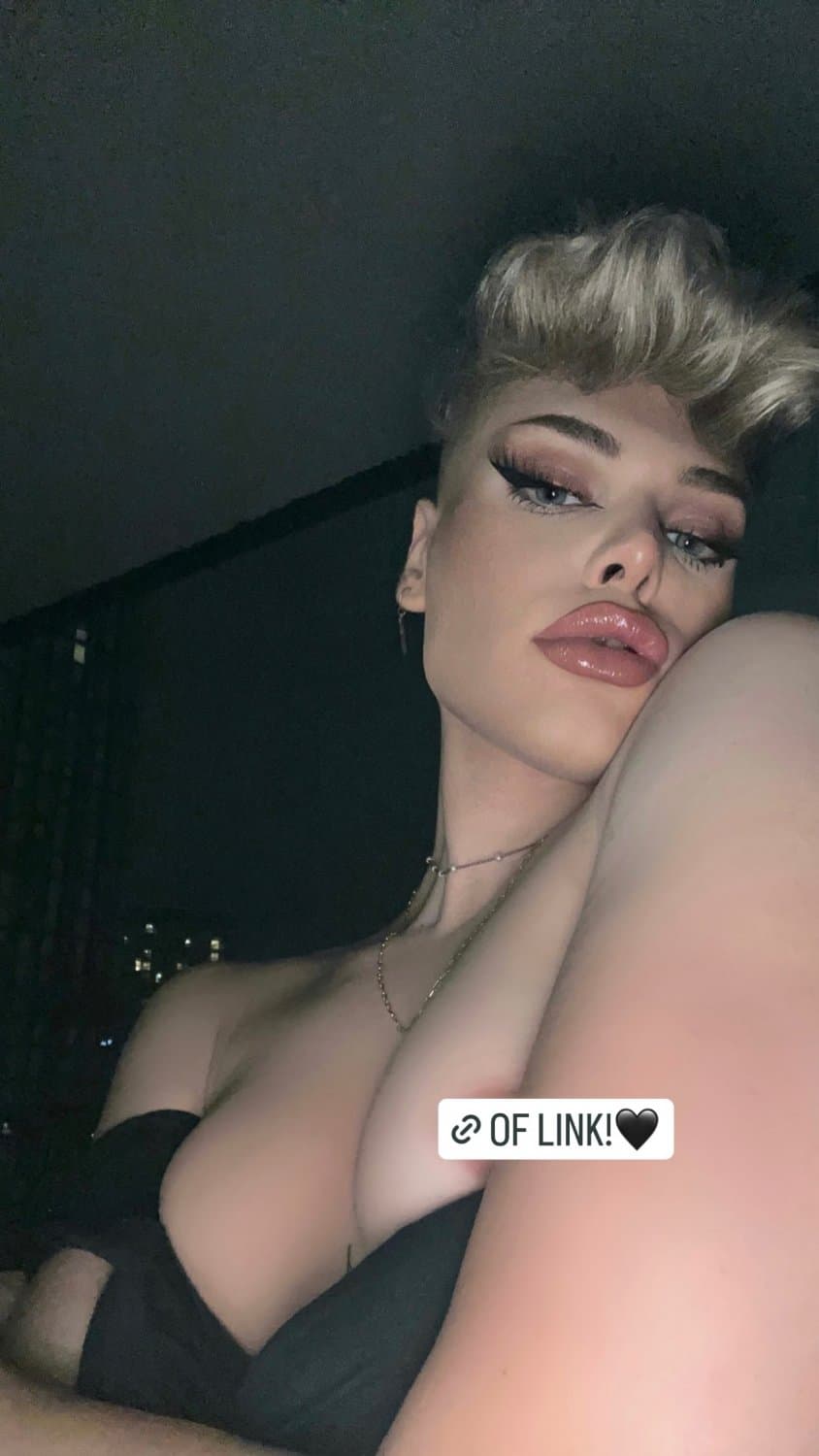 MICHAEL TALL FEMBOY ✨️✨️✨️✨️✨️