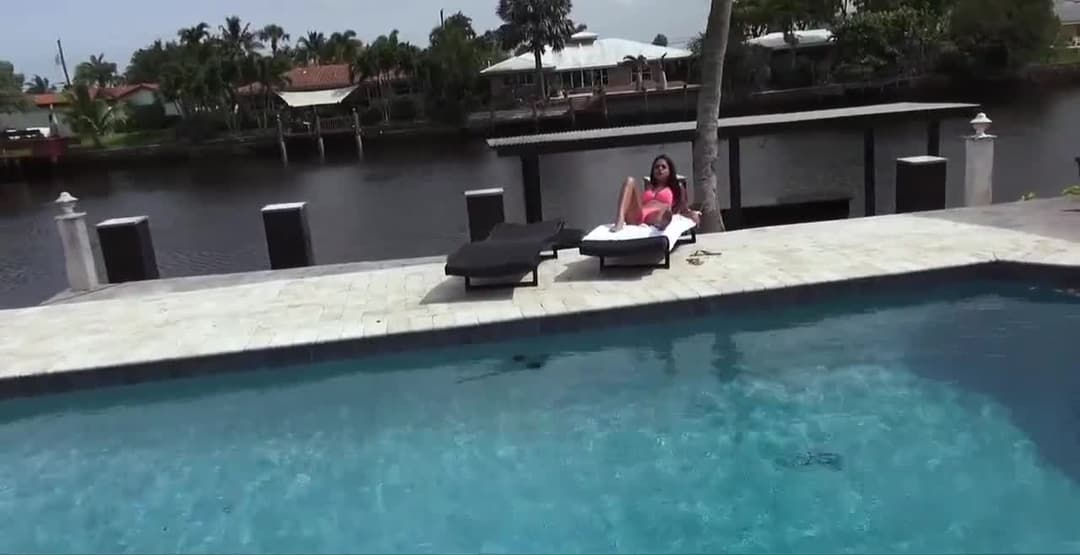 SisLovesMe - Surprised my Stepsis with Cock