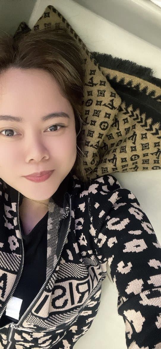 Click to view full size Phillipino in Hongkong