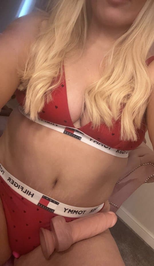 Hot milfs spicy pics leaked