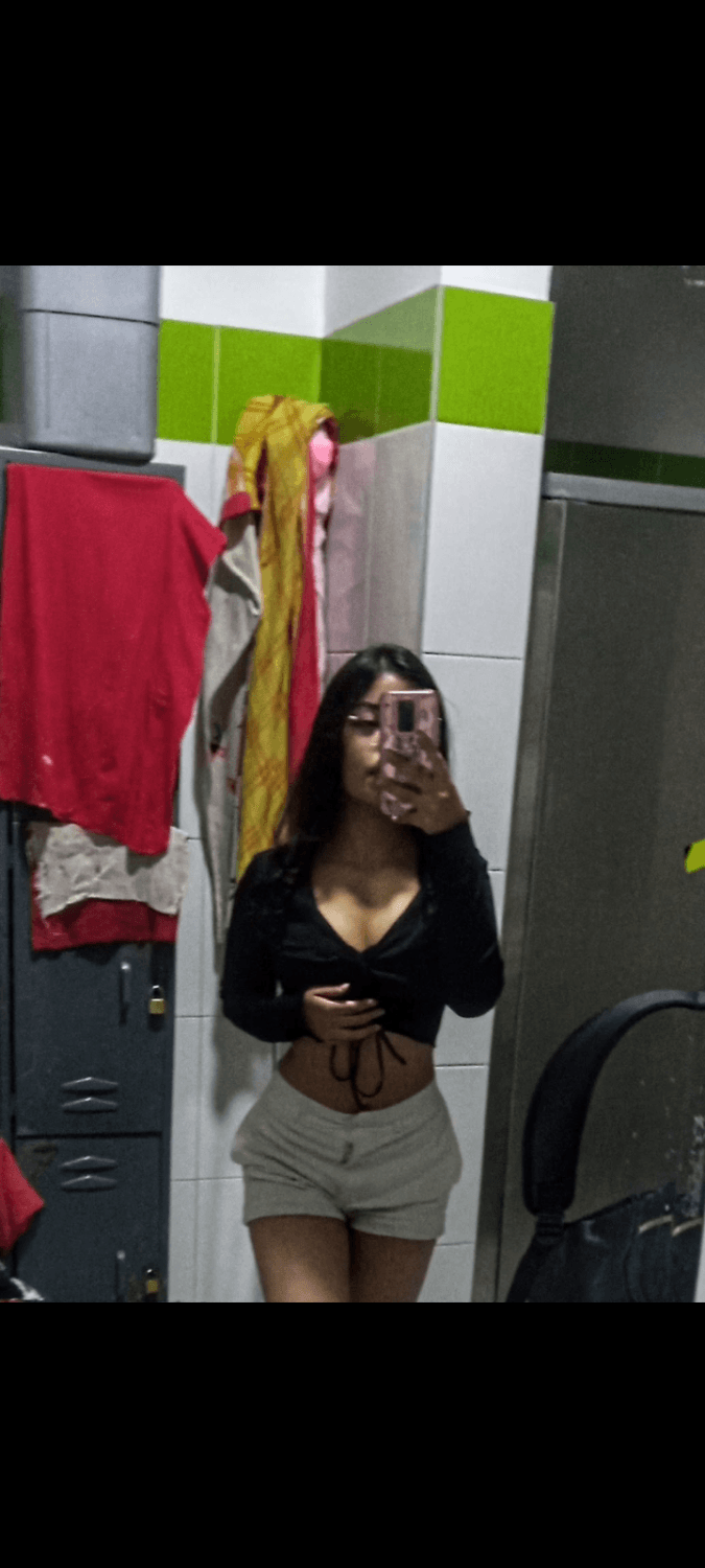 Mi nva Colombiana adolescente de culo grande