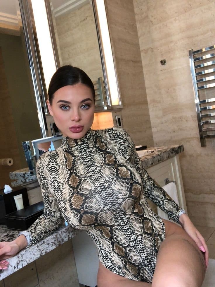 Part 1 post pron star. Lana so sexy & slut just look at her face & ass make me hard when I see.