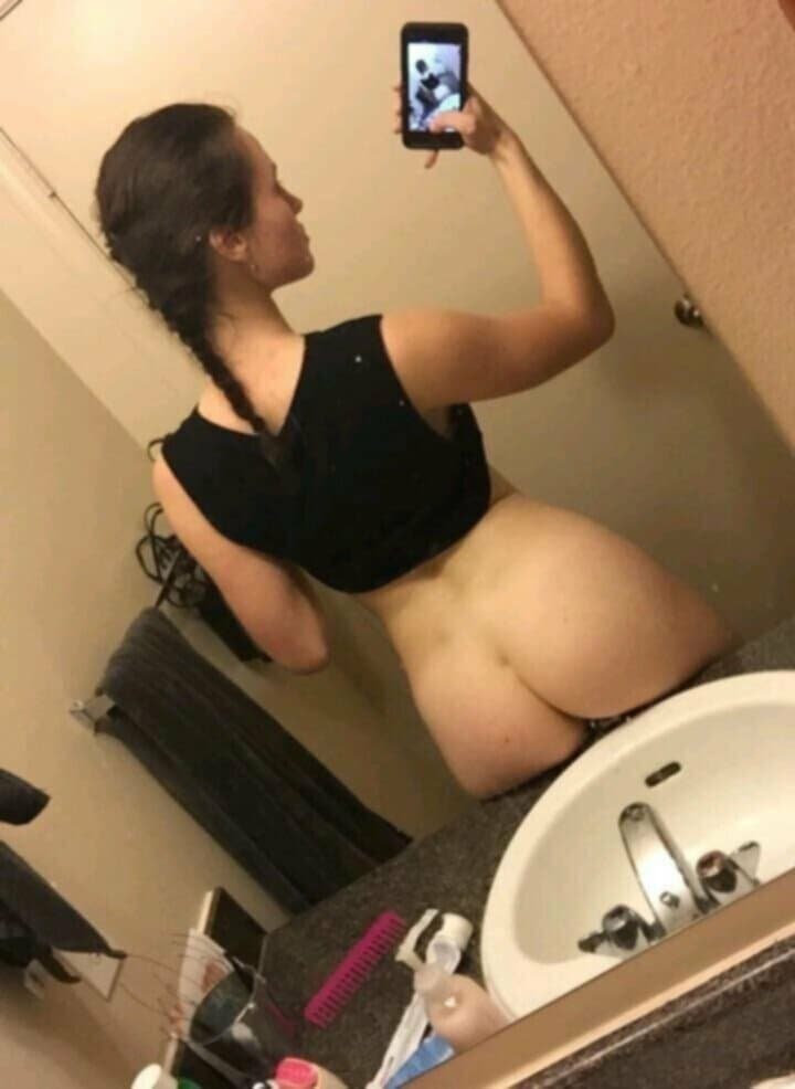 Click to view full size OTD Slut Fully Nude