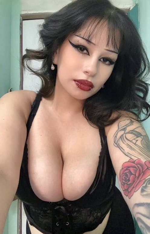 gothic latina crush huge tits