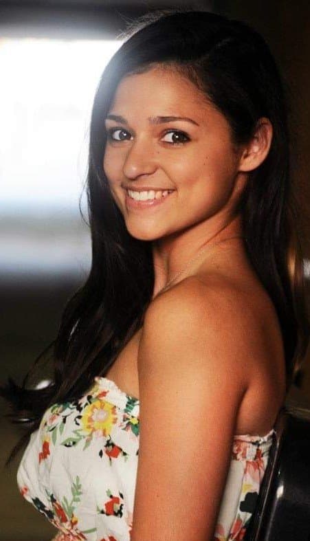 Gorgeous teen fucks two older guys on Labor Day beach trip ??