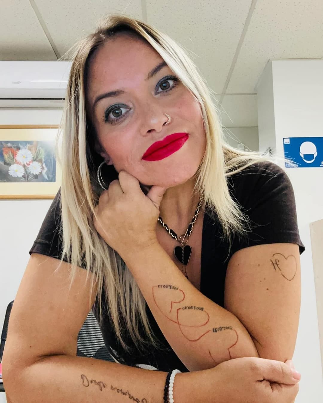 Haberme cogido a la mamá y unos años mas tarde a su hija fue excitante, las dos la chupan delicioso