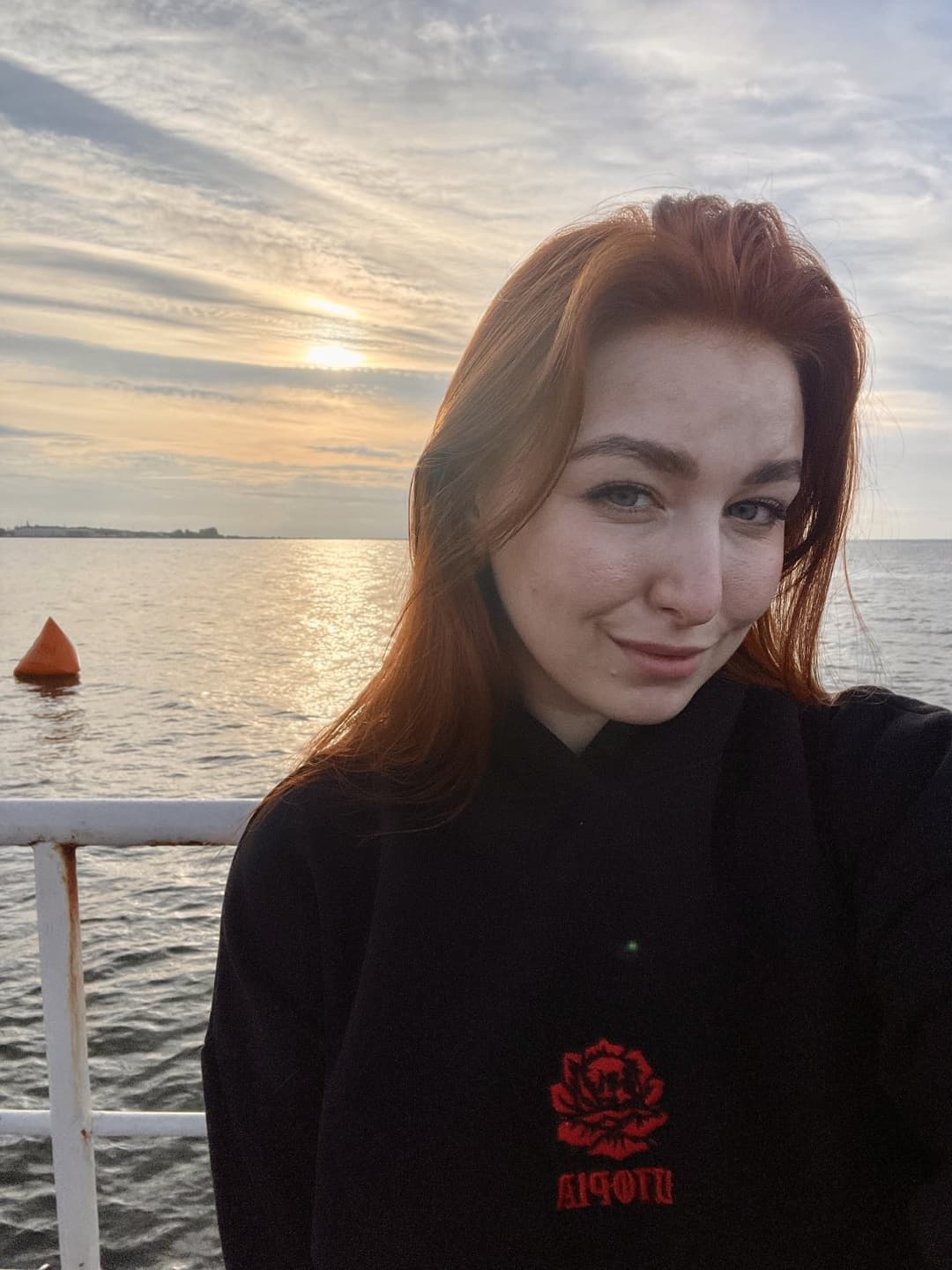 Look! I Flashed my Naked Body by accident