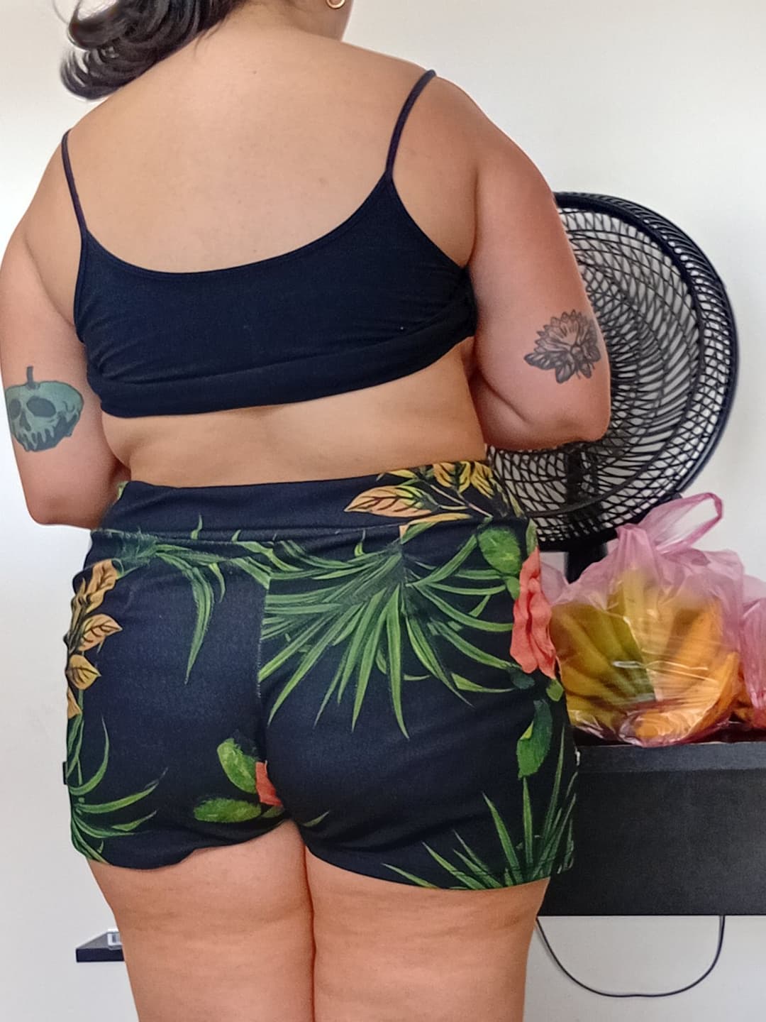 Flagra esposa distraída