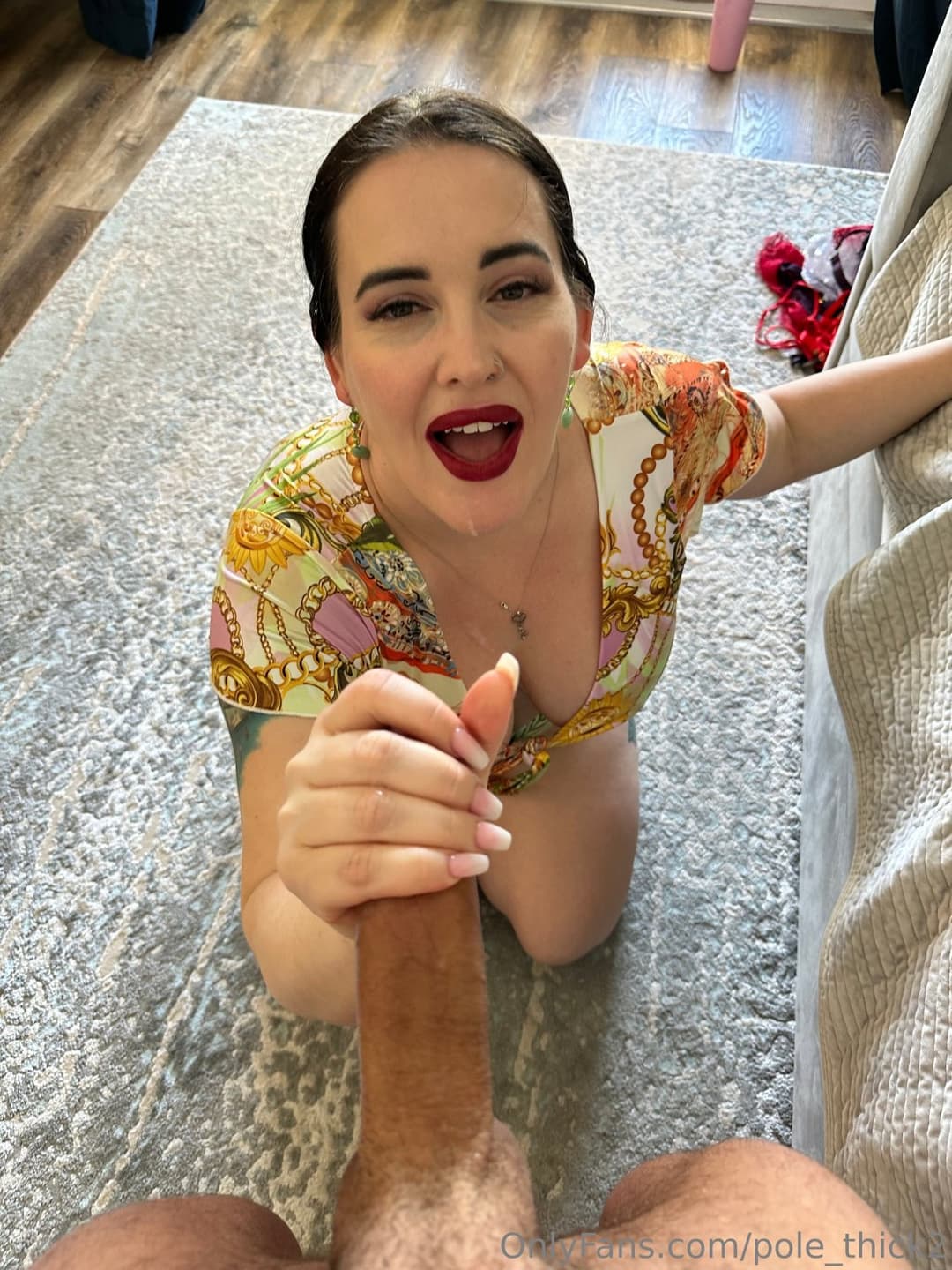 This MILF kind of stuck up