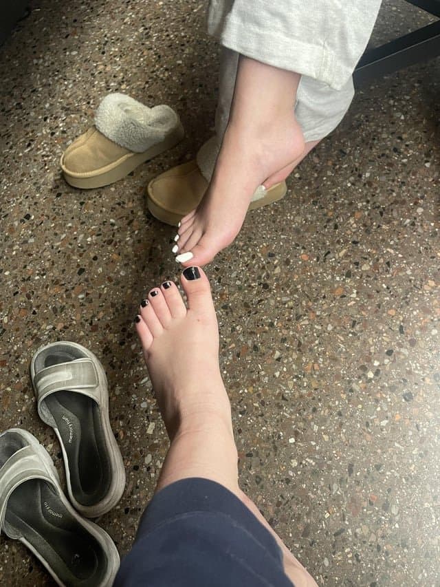 College friends show feet