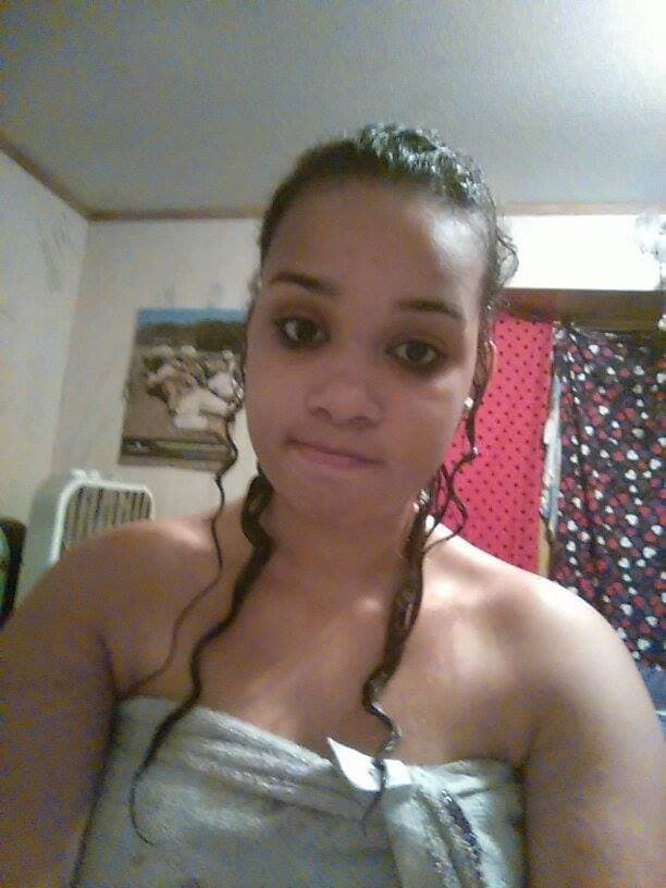 Cute and Chubby Ebony Girlfriend Leaked Giving Handjob to BWC while Getting Fingered Like A Whore