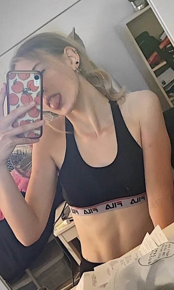 G/f Evie 21yo From UK ??