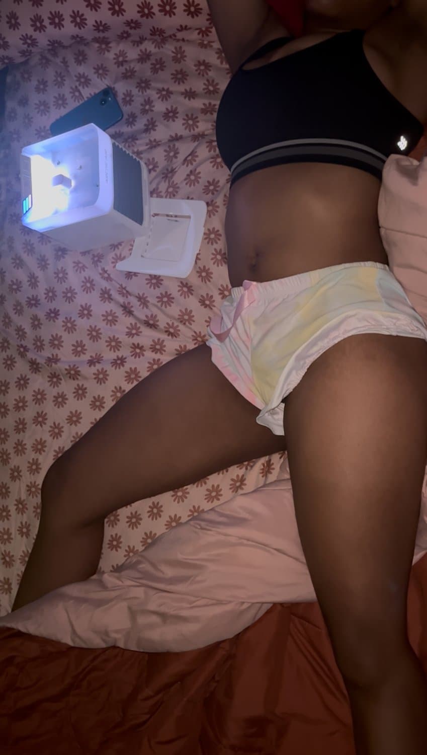 caught busty pyt lightskin sleeping with wedgie and no panties..i couldnt resist creeping