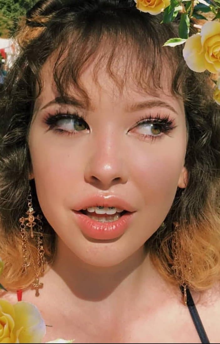 Big titty feminist tiktok slut Rayne