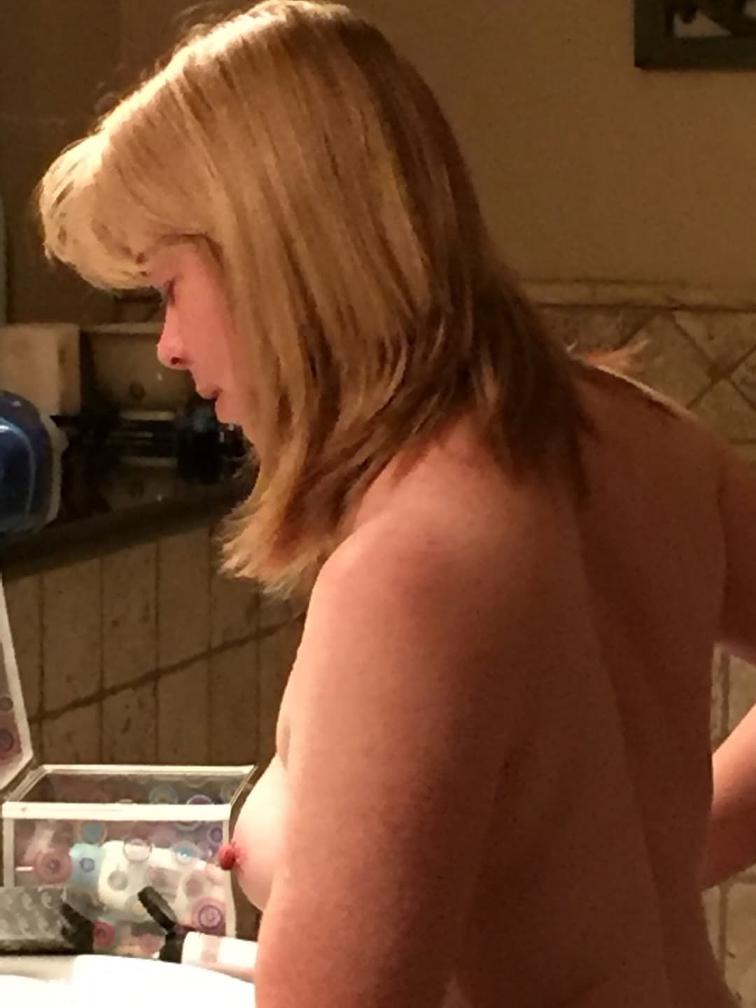 Click to view full size Ginger Arau** from AubreyTx married slut, easy to fuck