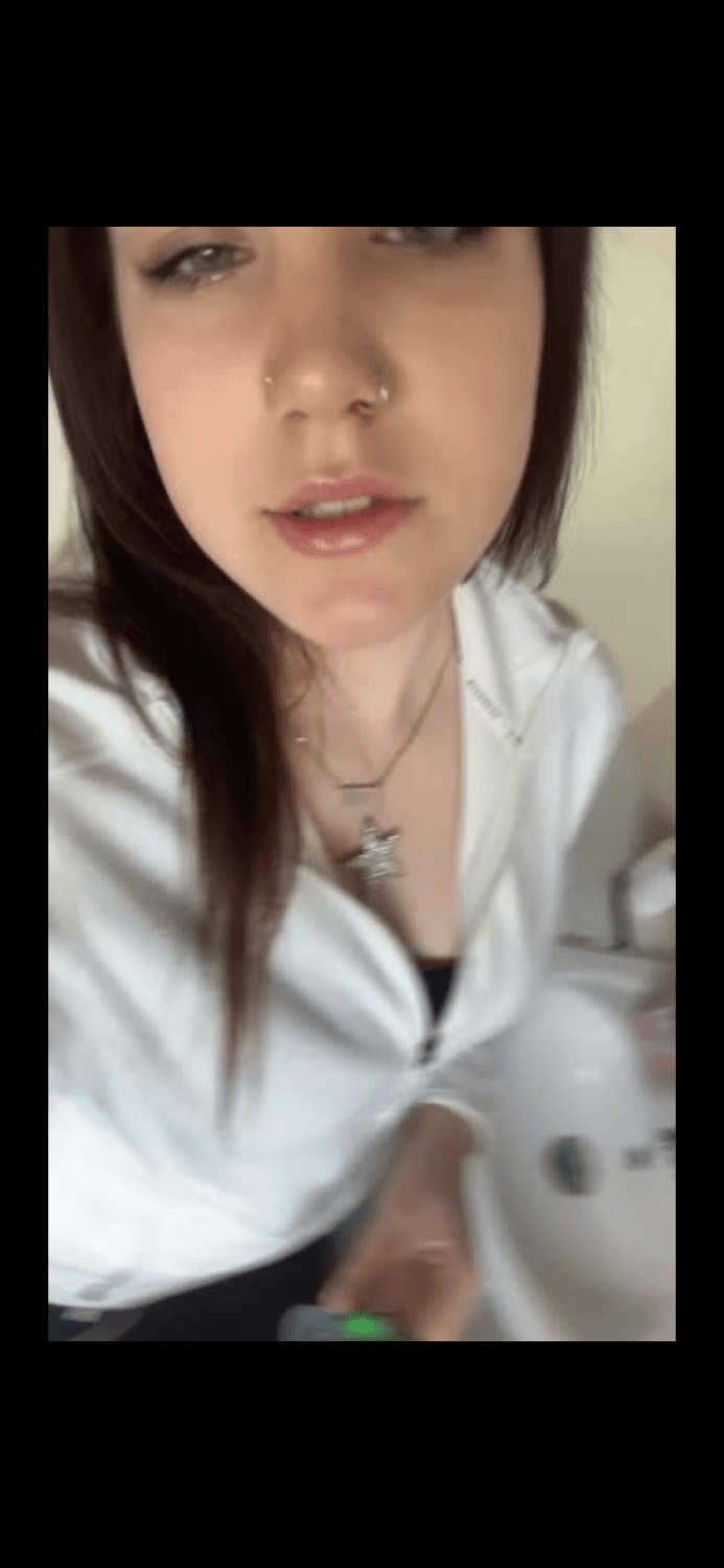 Latvian Teen Samanta wants to show off her massive ass