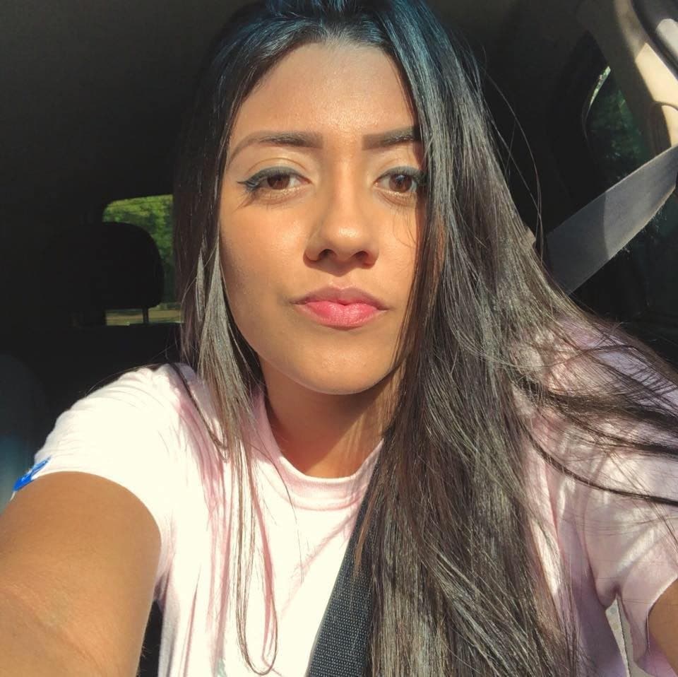 Novinha safada peladinha no quarto