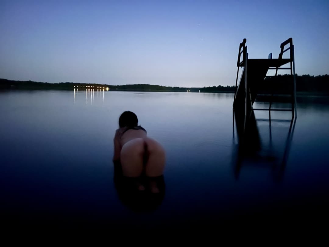 Lithuanian chubby milf D ovile naked outside