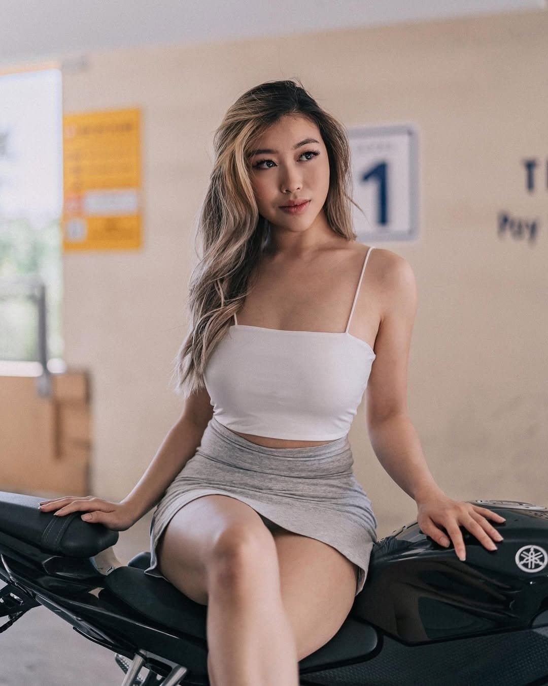 Click to view full size Vancouver Asian Emily Eng leaked ?