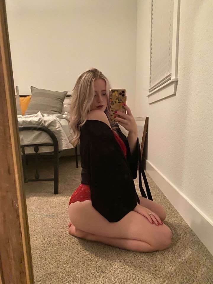 Buddy asked me to post his busty wife. Kik meme42meme to show off your wife as well.