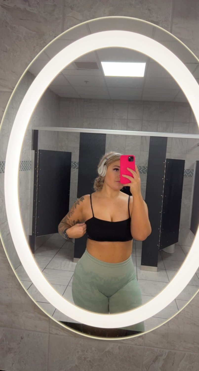 Thick Lightskin Desirea