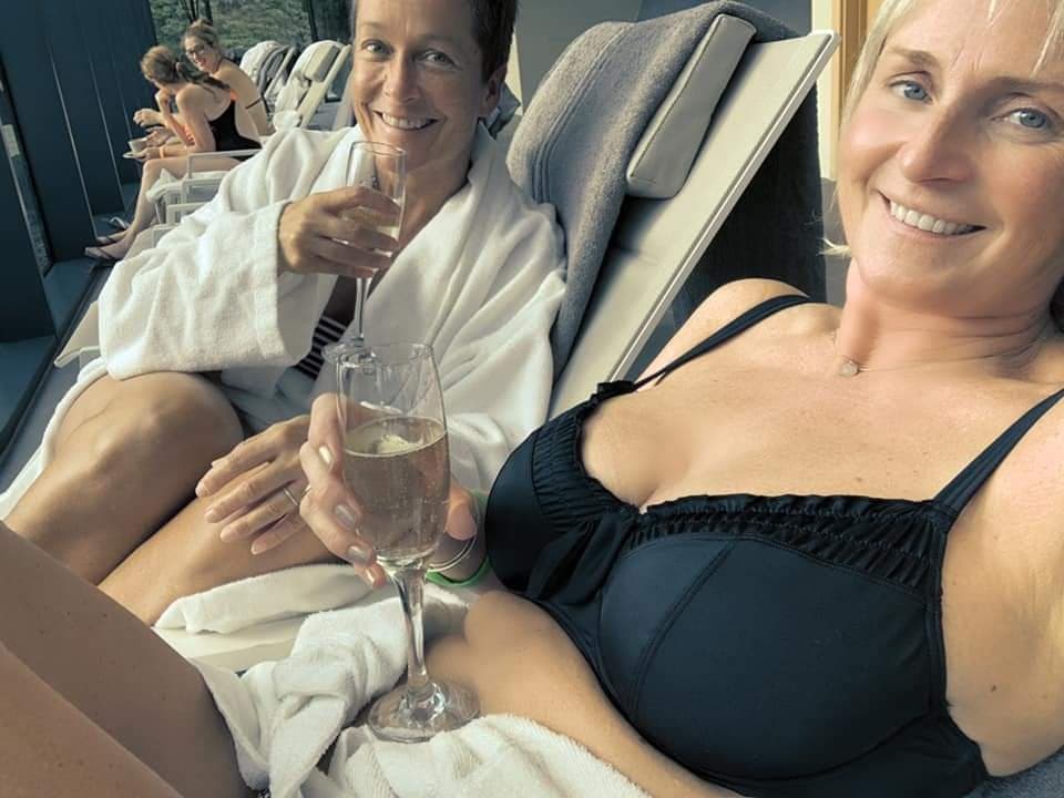 Gorgeous UK Milf Sarah