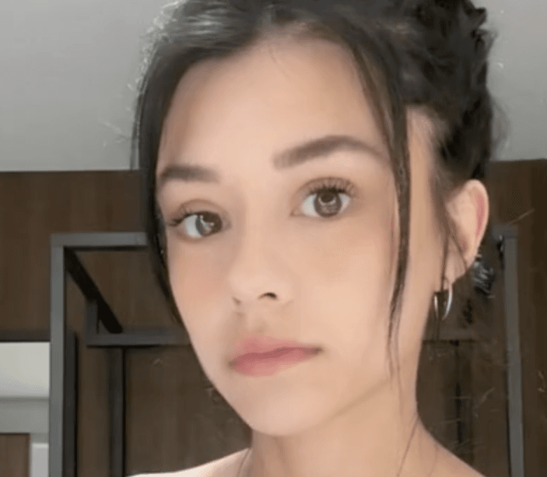 Teaser Content Of Rachel Brockman See Full Content In Premium Galleries $10 In Link In Bio