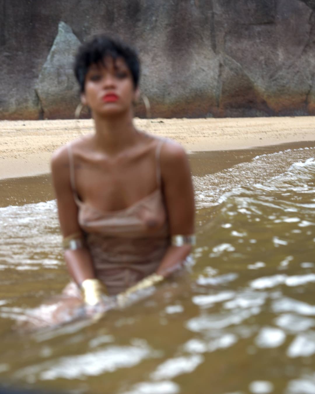 Rihanna - 2014 Vogue Brazil Outtakes v1