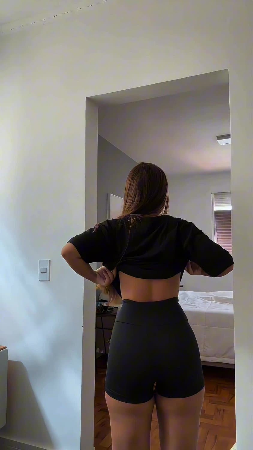 Se arrume com a Larissa para academia