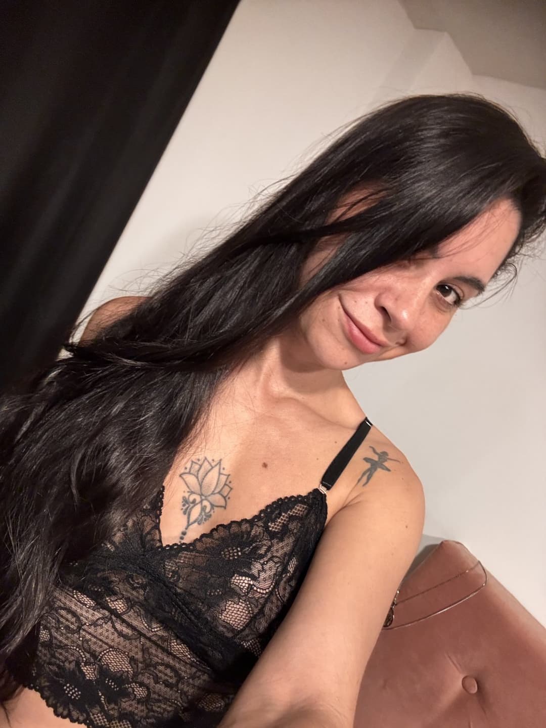 Late night thoughts or late night thirst traps