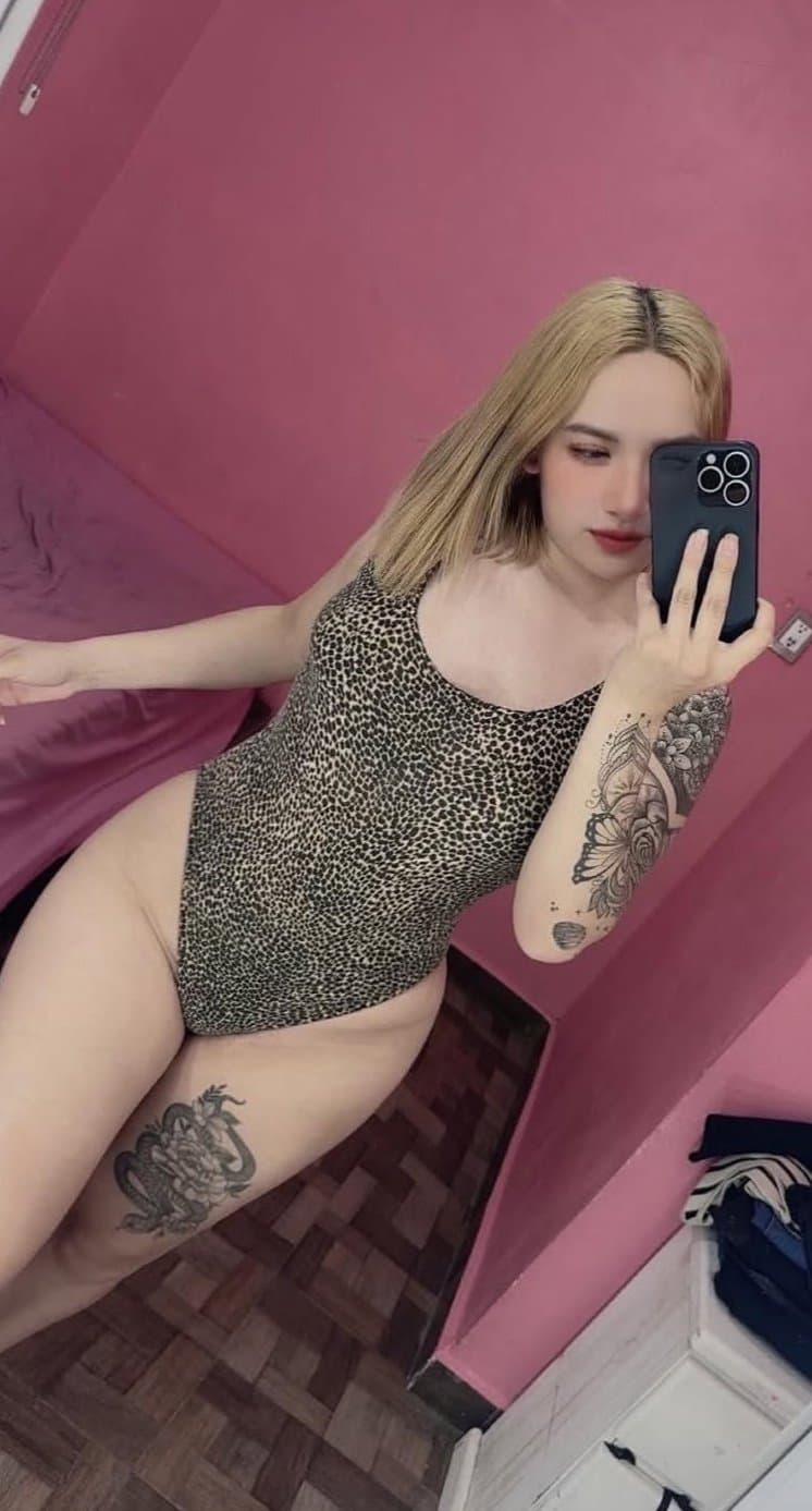 Blanquita culona para deslecharse muy rico