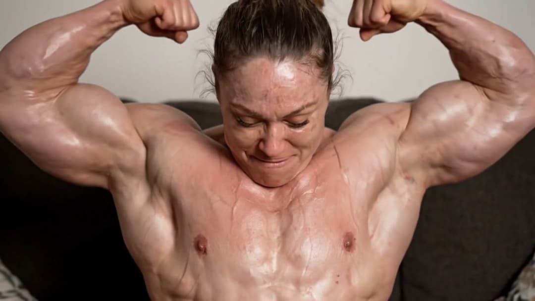 Hypertrophic muscular nudism