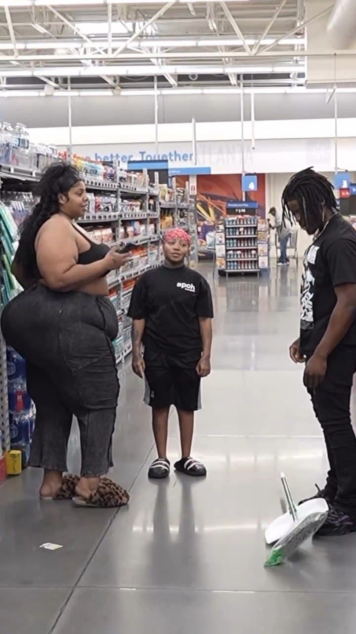 Webfind: MAMMOTH BBW Pear in Comedy Short