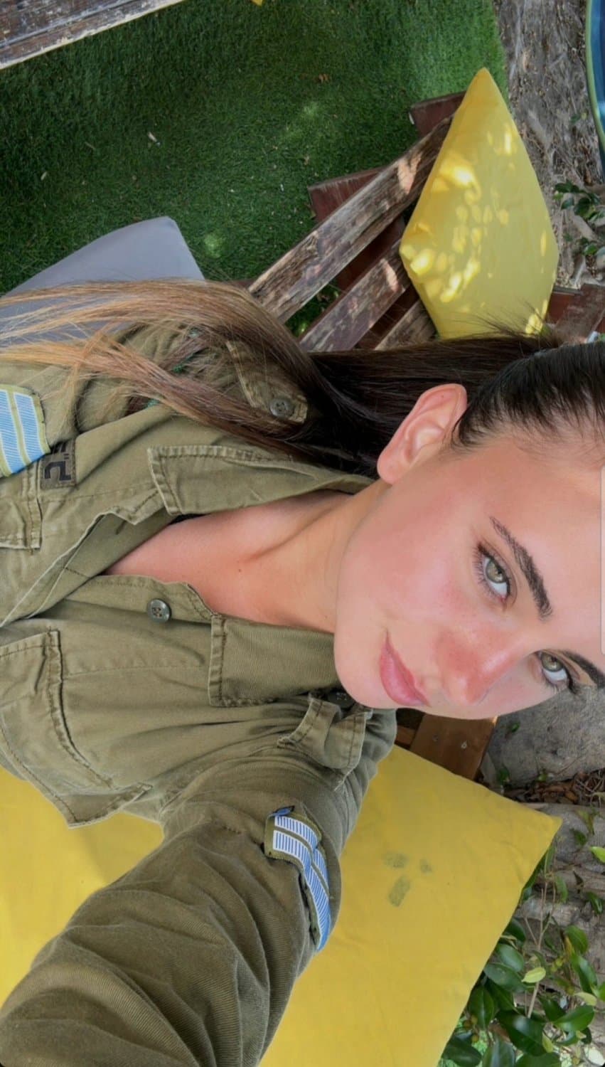Degrade this fit Israeli soldier whore