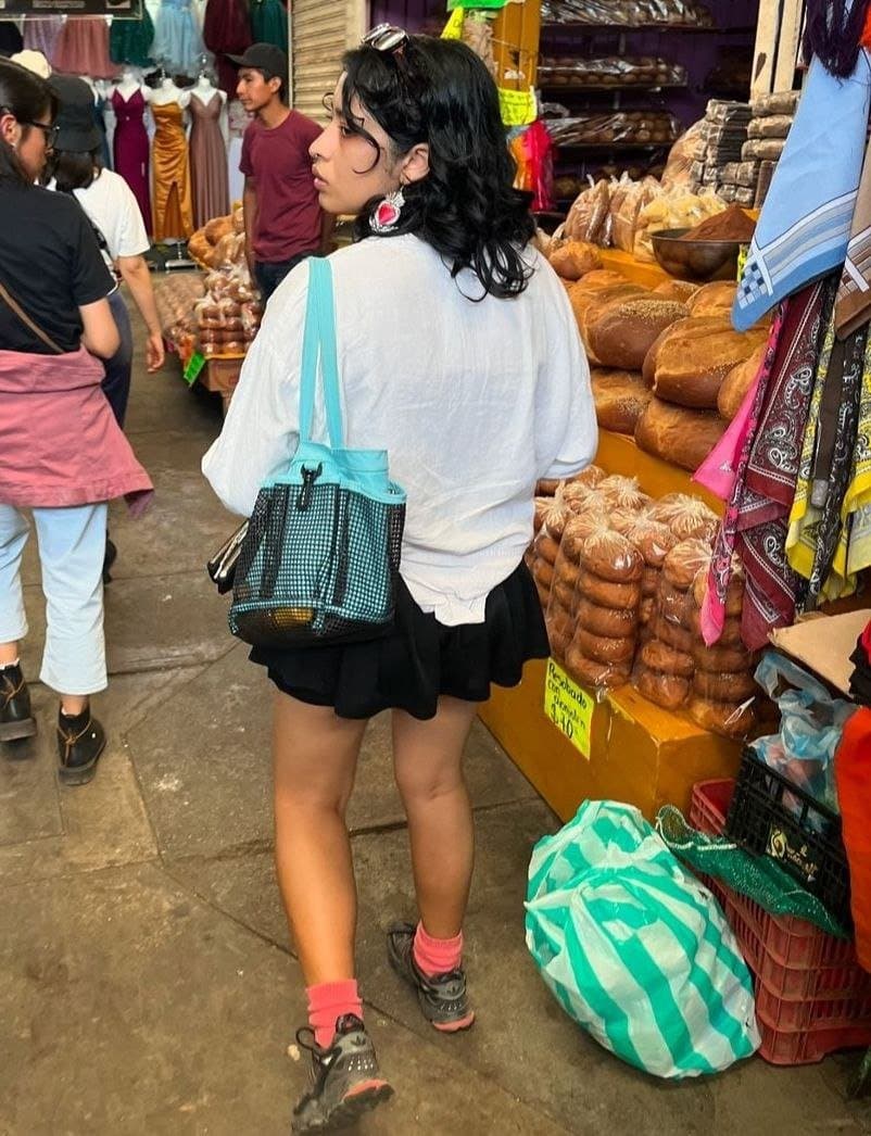 Resultó ser bn zorra está jocabed.      Bn quemadita que está