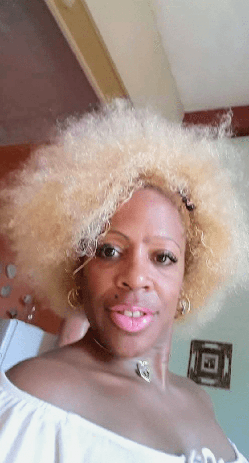 TANIA REYES ROMERO PROSTITUTA CUBANA LA RECOMIENDO ME MAMO MI PANOCHA MUY RICO  LE ENCANTA EL  SEMEN