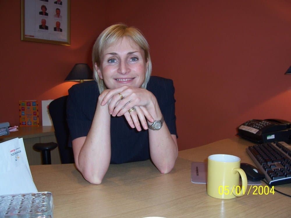 Gorgeous UK Milf Sarah